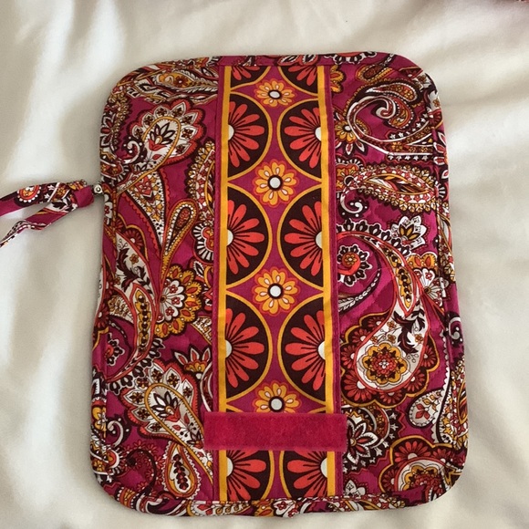 New Stephanie Dawn Quilted Crossbody Purse & matching Wallet - Picture 9 of 16